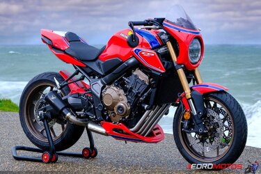Honda-CB650R-custom-motorcycle-Four-by-Moto-Sagaz.jpg