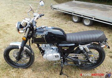 Mash_Black_Seven_125,_left_view.jpg