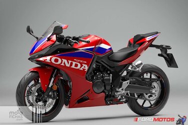 10-honda-cbr500r-four-2027-estudio-rojo-04.jpg