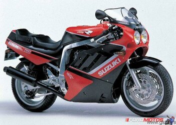 Suzuki-GSXR-750-1988-2.jpg